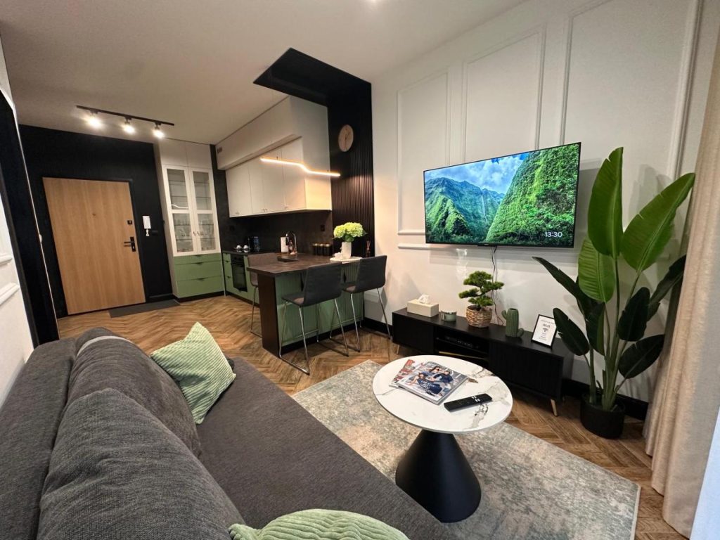 Apartament Z Ogrodem – Paderewskiego 22