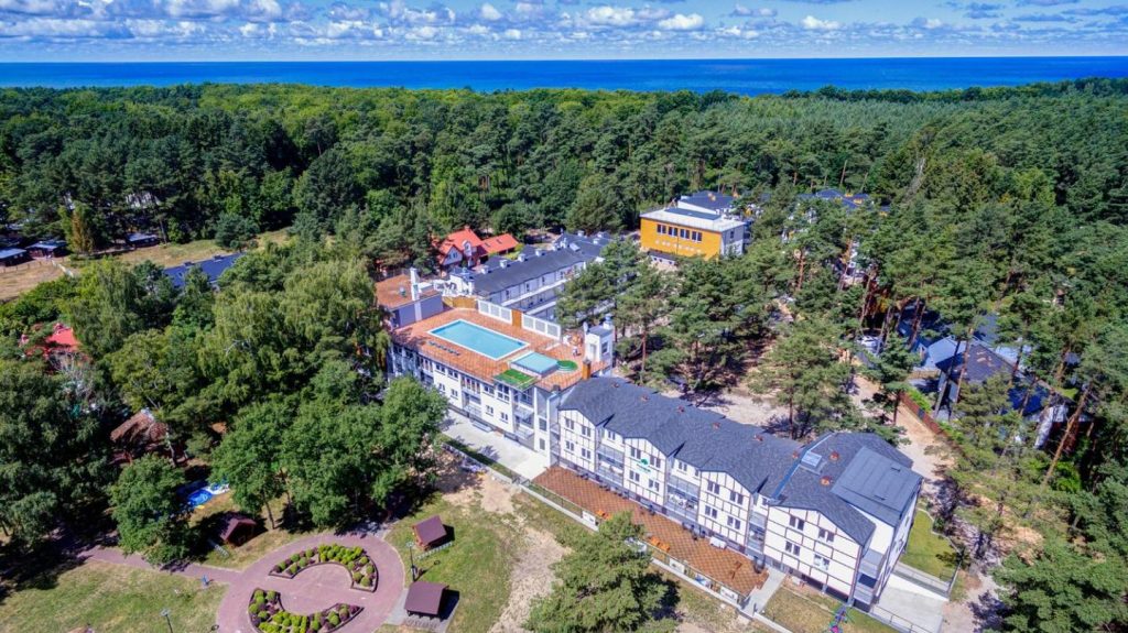 Apartamenty Poddąbek- basen kryty, sauna, animacje dla dzieci , małpi gaj, baseny na dachu