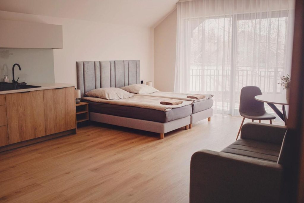 Beztroska Zatoka – ośrodek wypoczynkowy Jacuzzi & Sauna