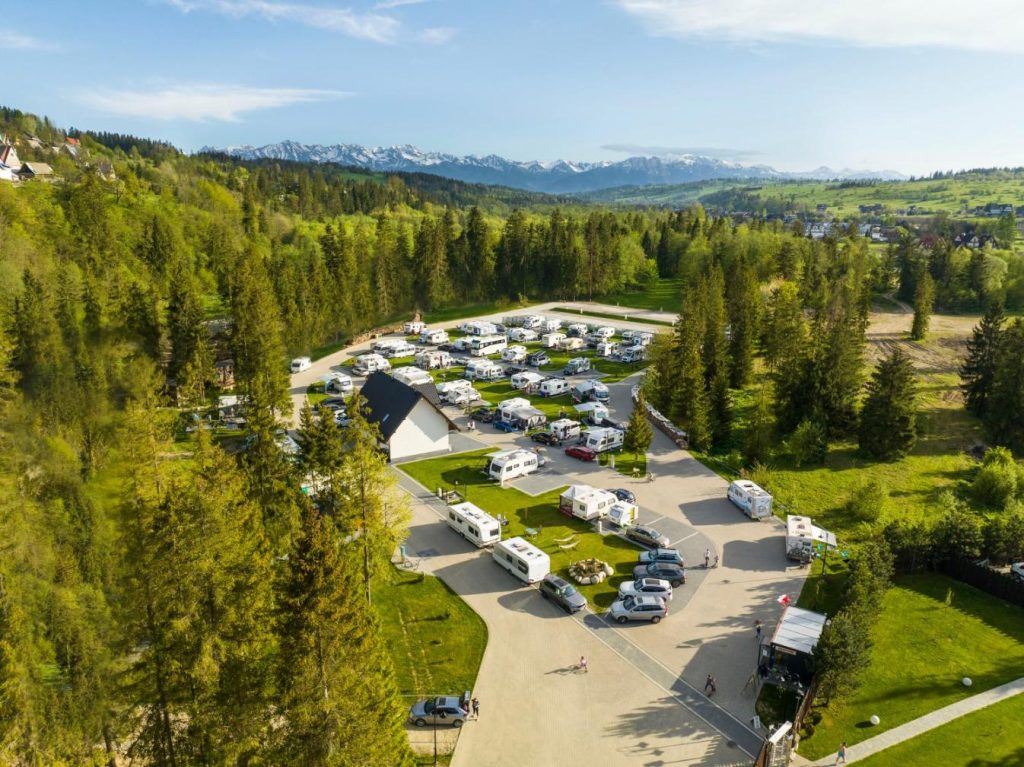 Camp Gorący Potok – parcele kamperowe