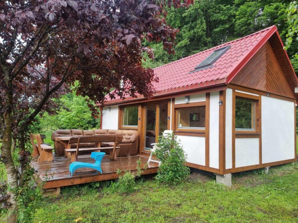 Domek de Janauis i jeziorko