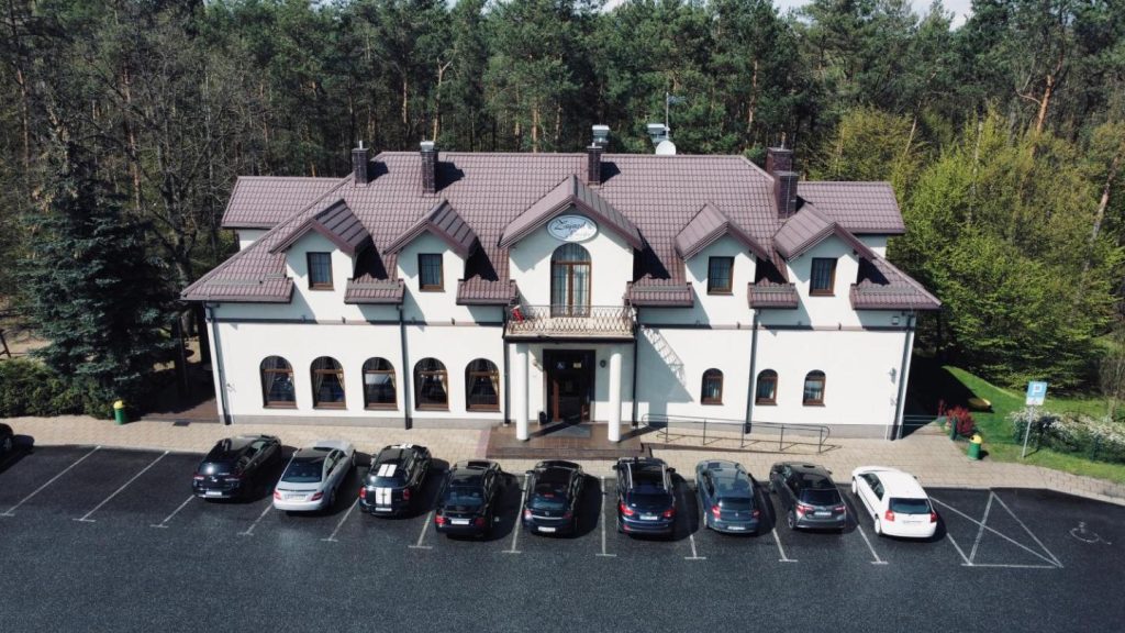 EMIDA – Restauracja & Hotel