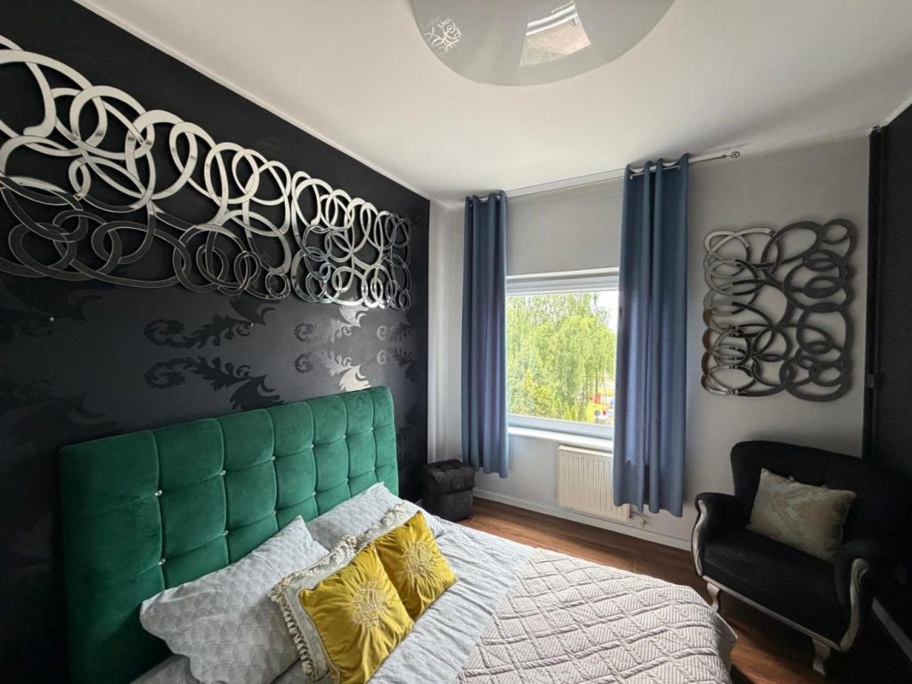 Glow Rooms