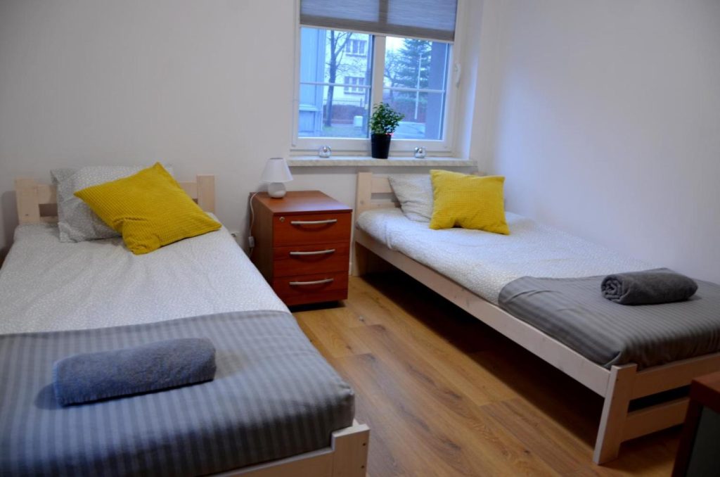 Hostel 55 – darmowy parking