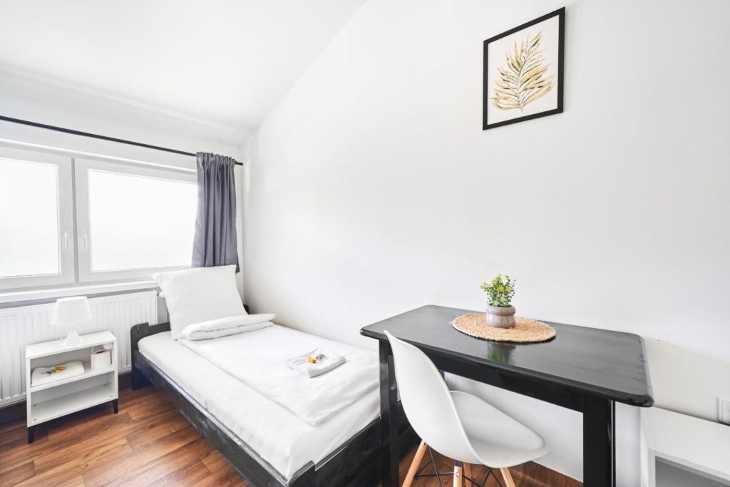 Hostel L44