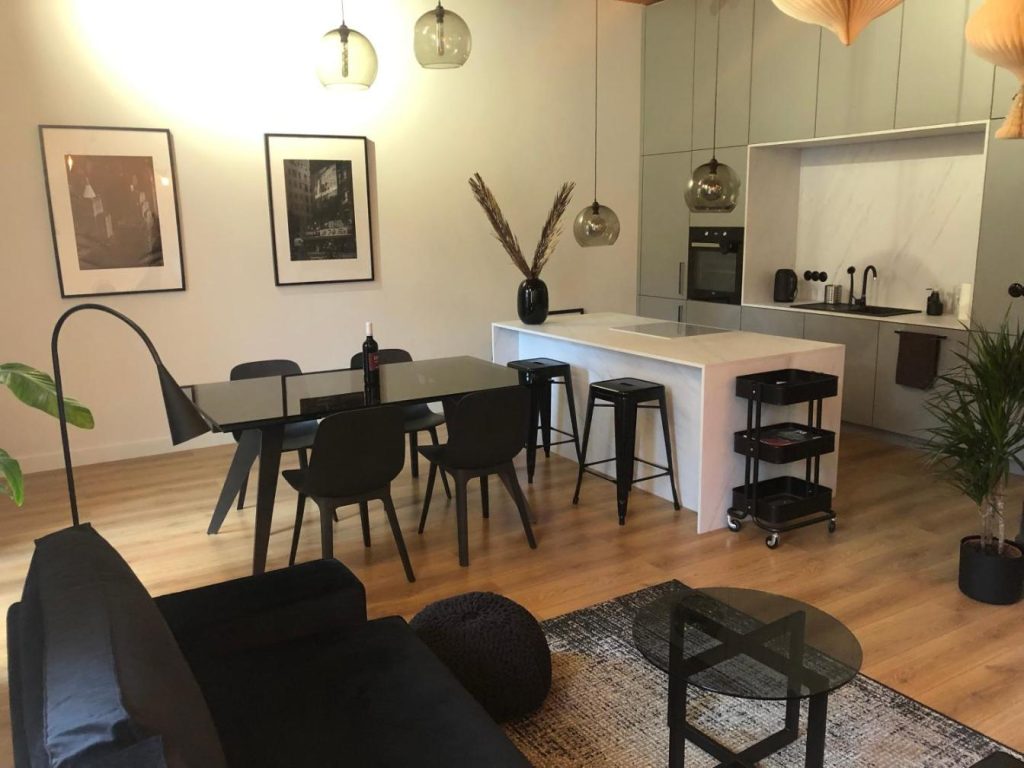Loft Fabryczna Apartament & Parking
