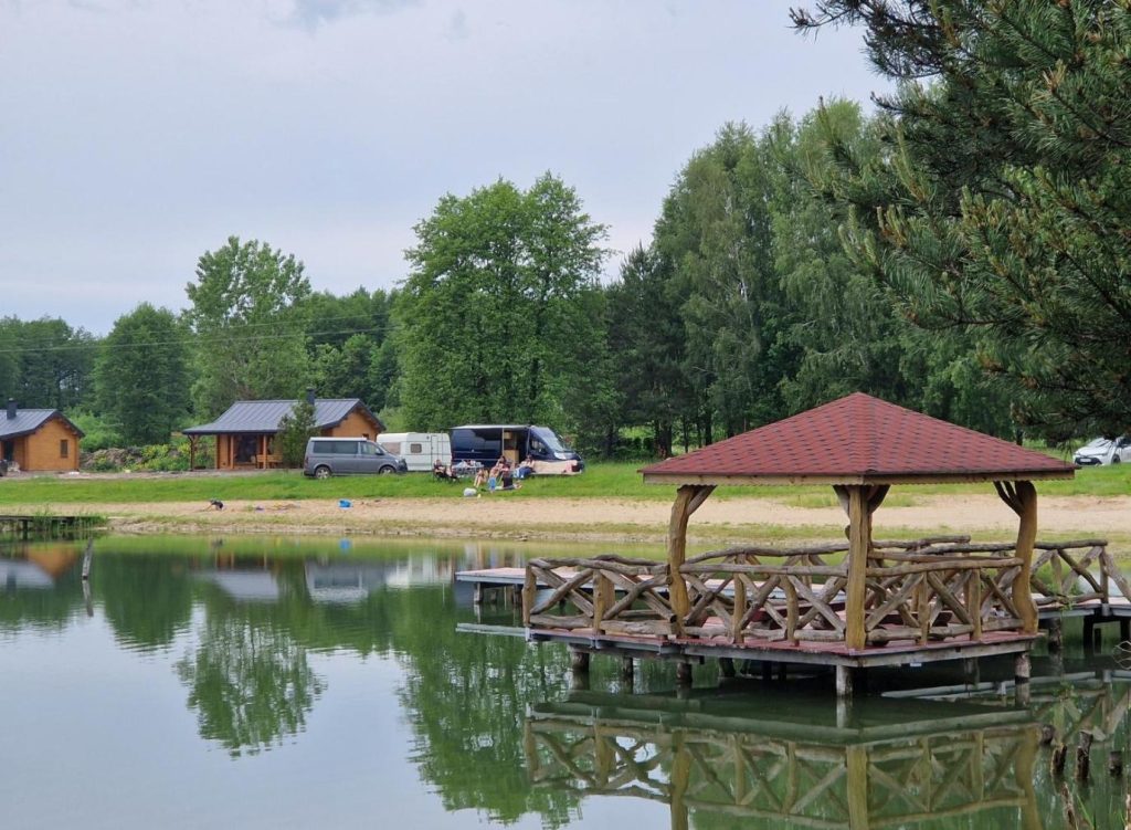 Pole Kempingowe – Parcela na Kampera, Przyczepę