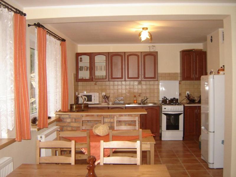 Wczasy na Kaszubach, balia, sauna, jezioro