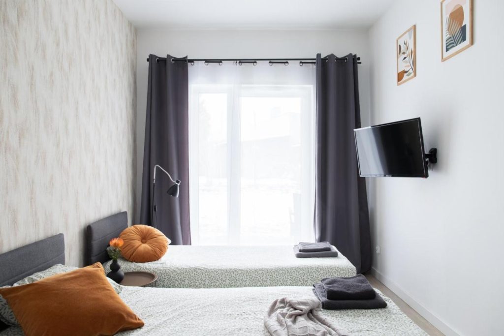 Adler House – Rooms & Apartments