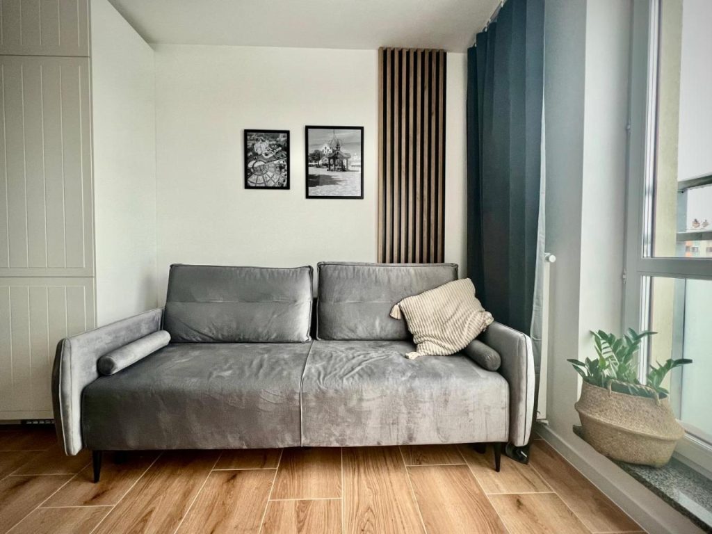 Apartament Przytuly 4, self check in, parking, blisko lotniska
