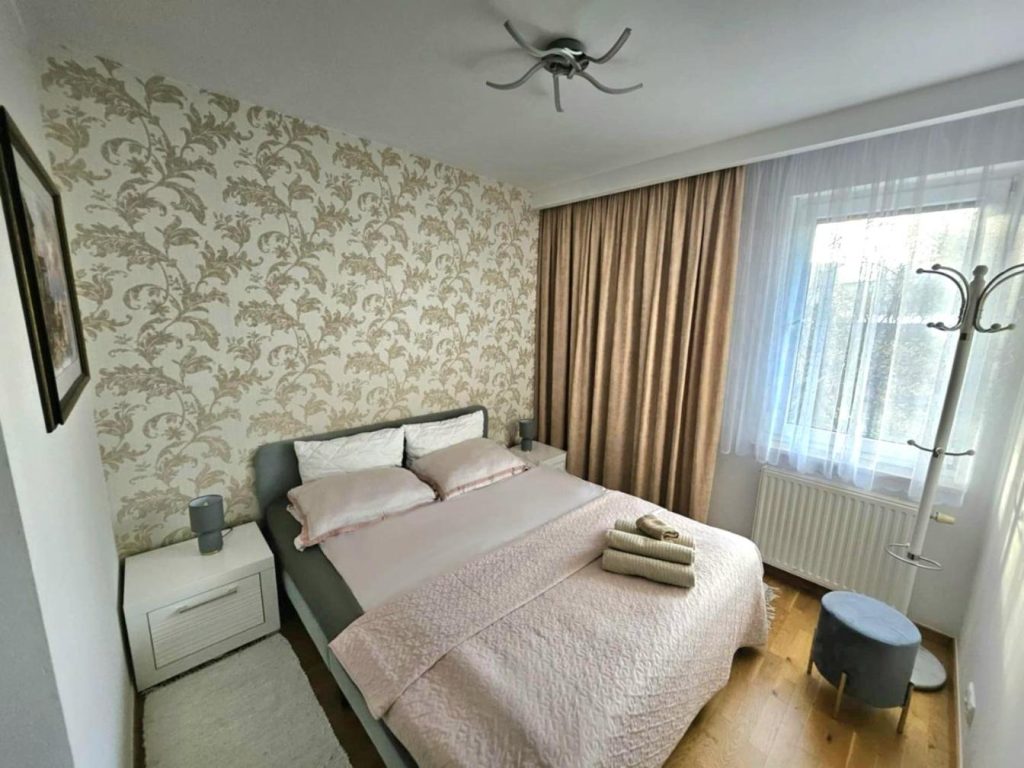 Apartament z ogrodem, 20 metrów od plaży