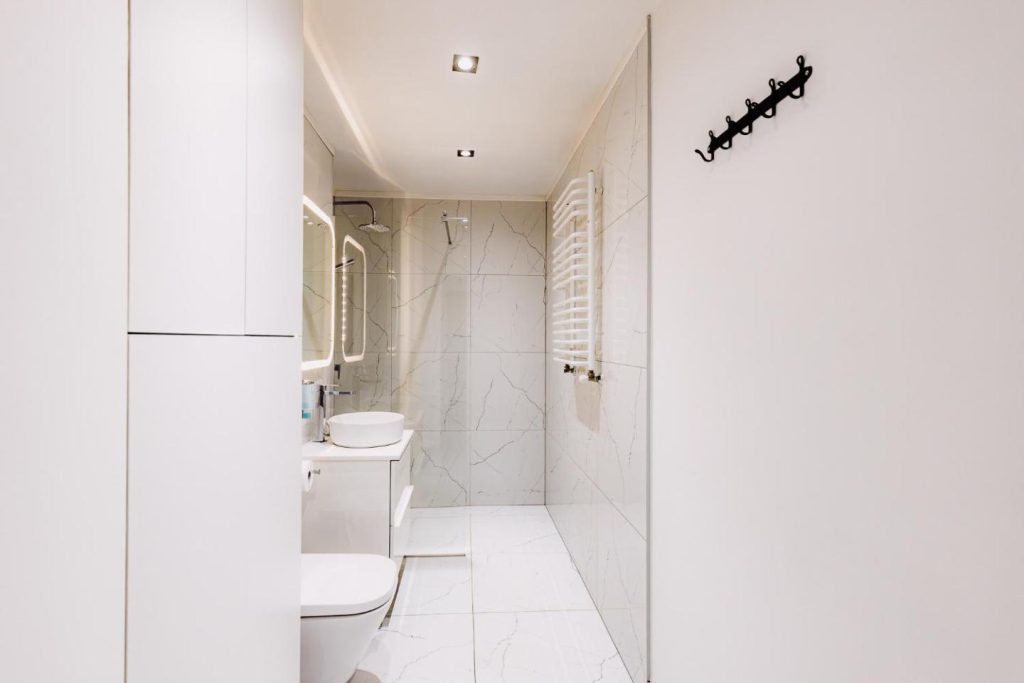 APARTAMENTY ARTE – Boczna Lubomelskiej 11 – garaż faktura VAT