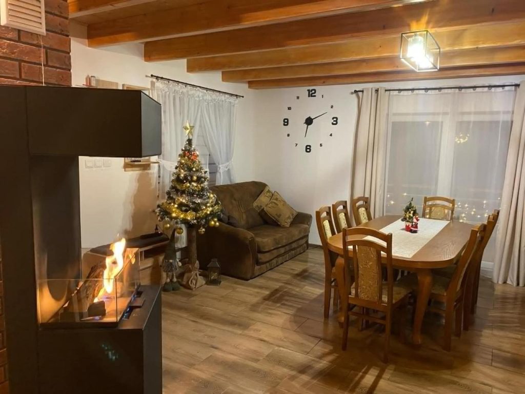 Bieszczadzki Amor – domek z jacuzzi