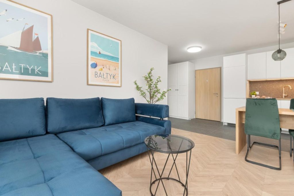 Bloom & Rest Apartment with Balcony & Parking Gdańsk by Noclegi Renters
