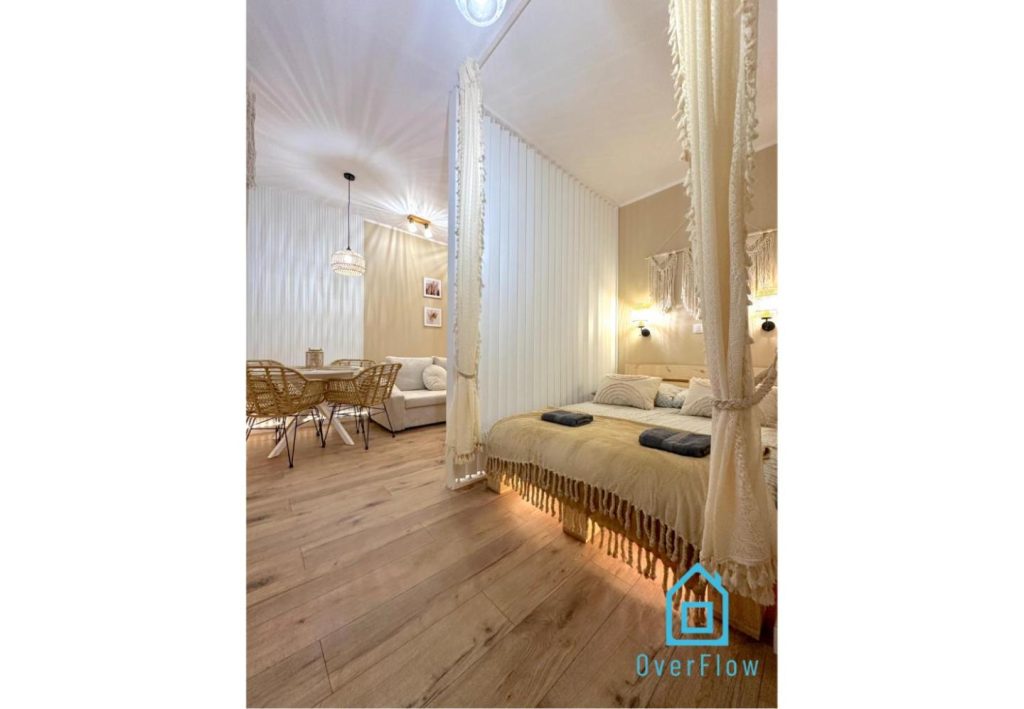 Bohos Apartment -2 min to City Center Gdynia & Seaside