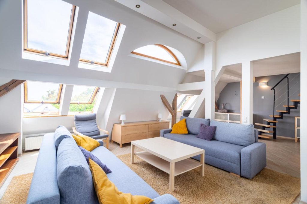 Coastal Style Two-Level Victus Apartment near Sopot Pier by Noclegi Renters