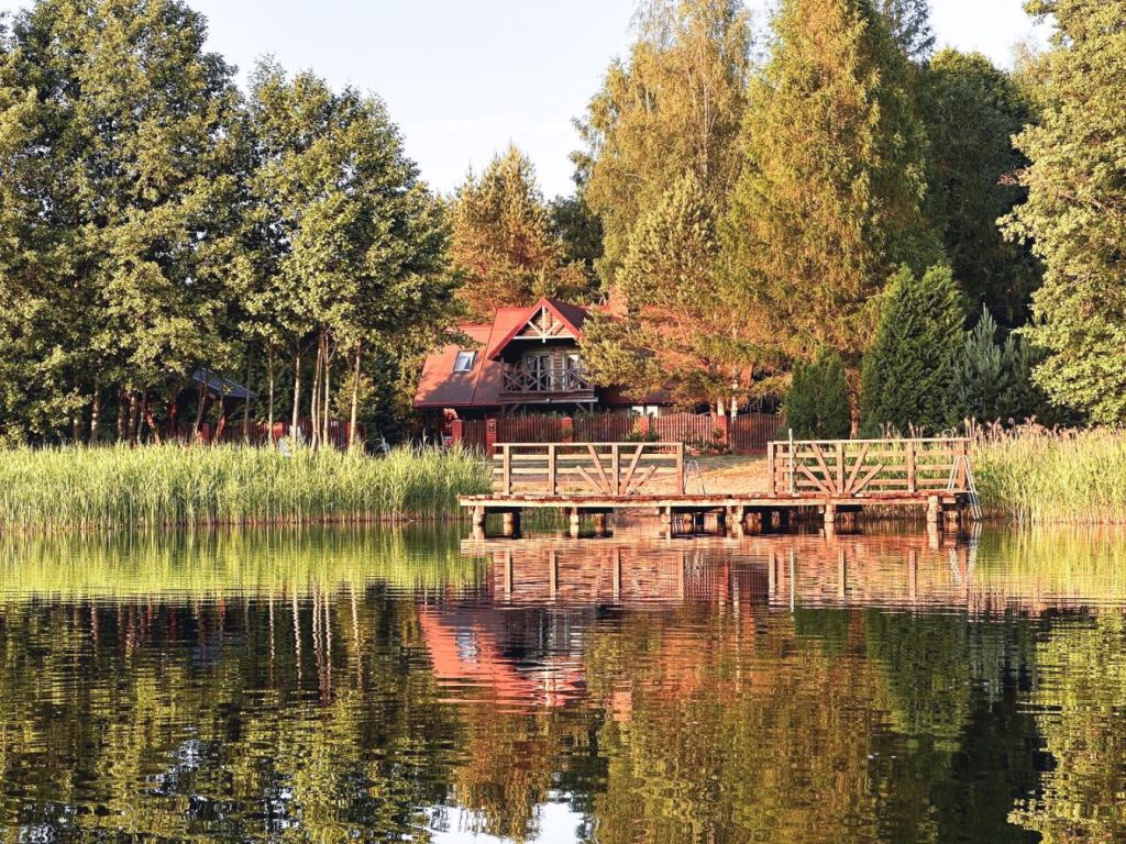 CzillasOrle luksusowy dom nad samym brzegiem jeziora Orle koło Augustowa