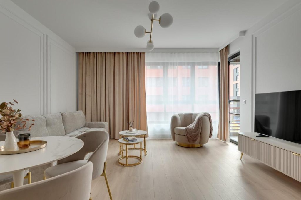 DOKI Living Apartments – Foodhall & Parking by Downtown Apartments