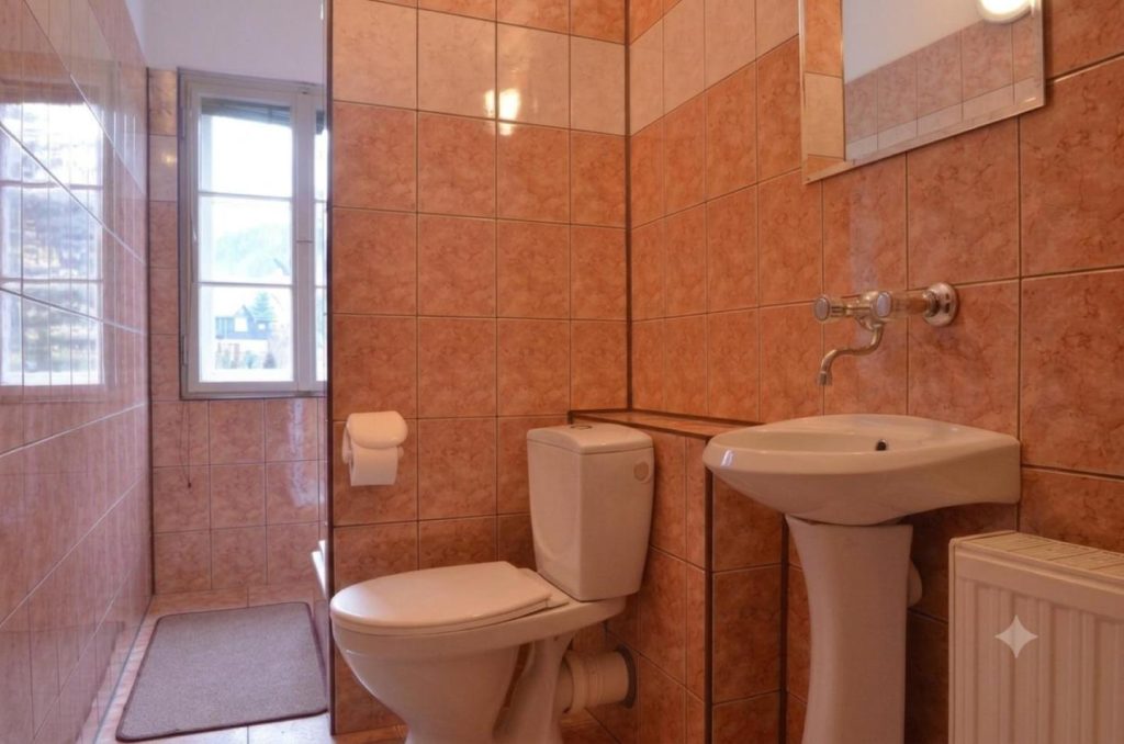 DOM TURYSTÓW NA STROMEJ