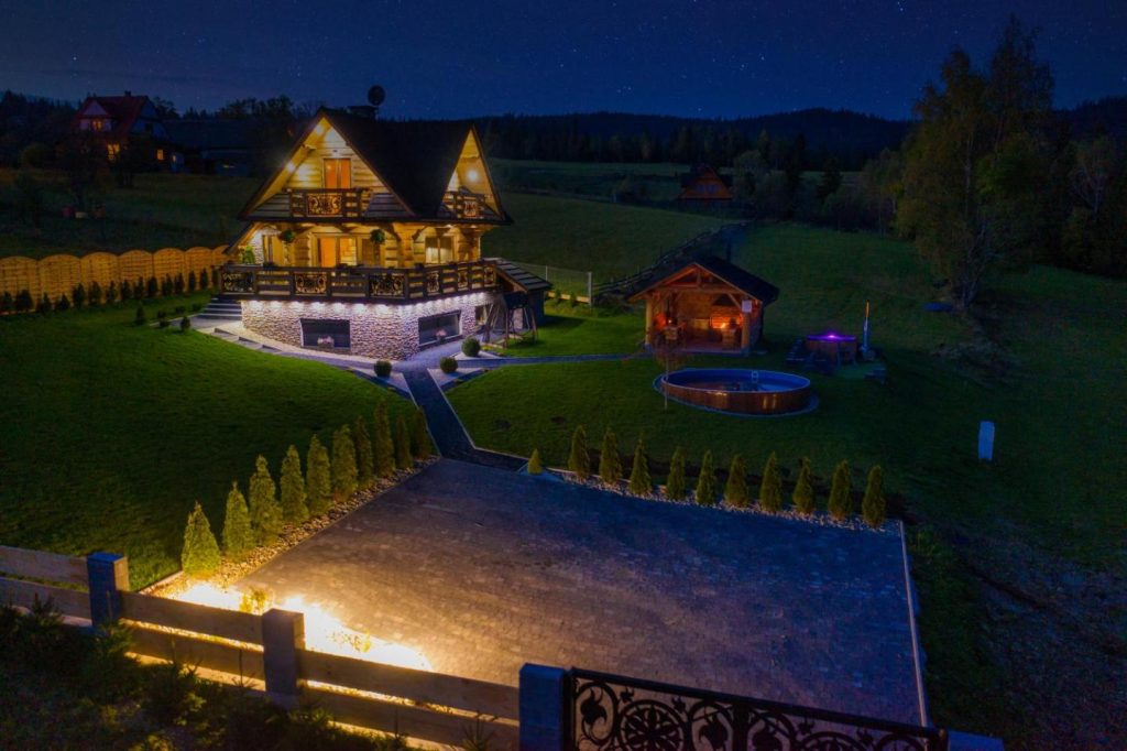 Domek DeLuxe Spa z sauną i jacuzzi- Nowy Targ blisko Zakopanego i Białki Tatrzańskiej