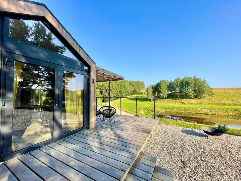 Domki na Kaszubach z banią jacuzzi – Gołubie – Sikorska Dolina III