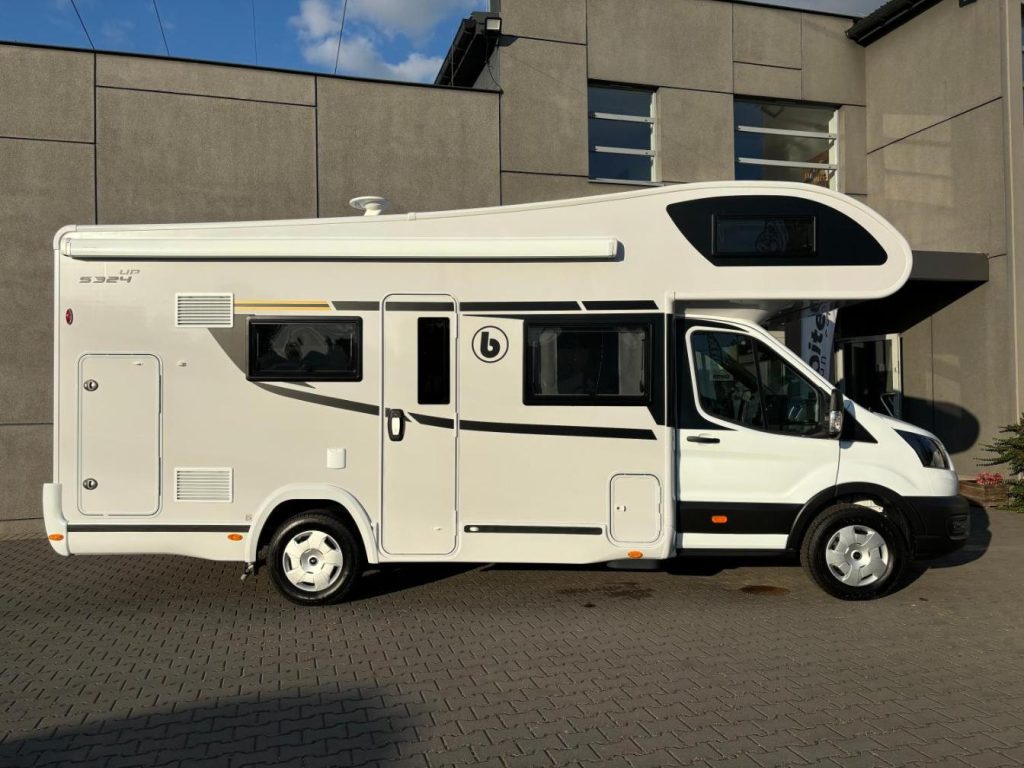 Duży Kamper Rodzinny 6 Osób Benimar Sport 324 UP