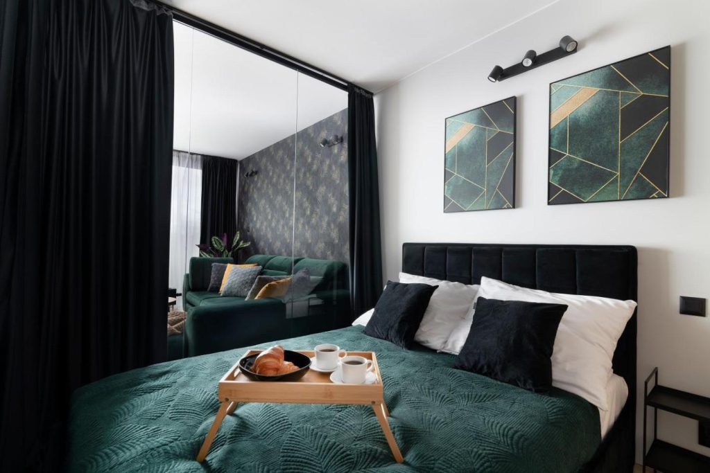 Easy Rent Apartments – BRILLIANT, Basen & SPA, Centrum 24h Check-in