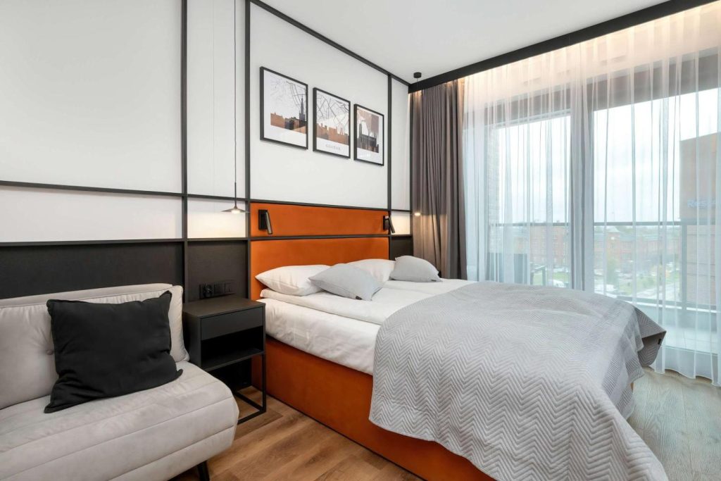 Elegant Studio with Air Conditioning Pet Friendly by Noclegi Renters