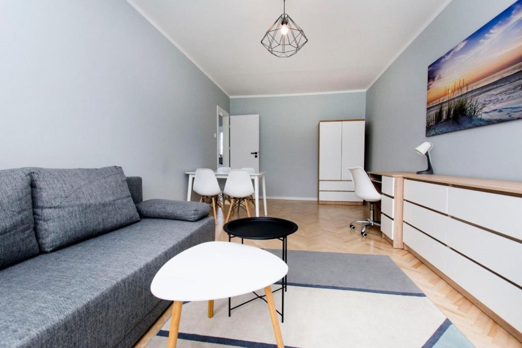 House Managers – Przymorze Standard