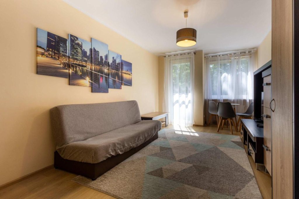 Komfortowy Apartament z Balkonem Blisko ERGO ARENA by Noclegi Renters