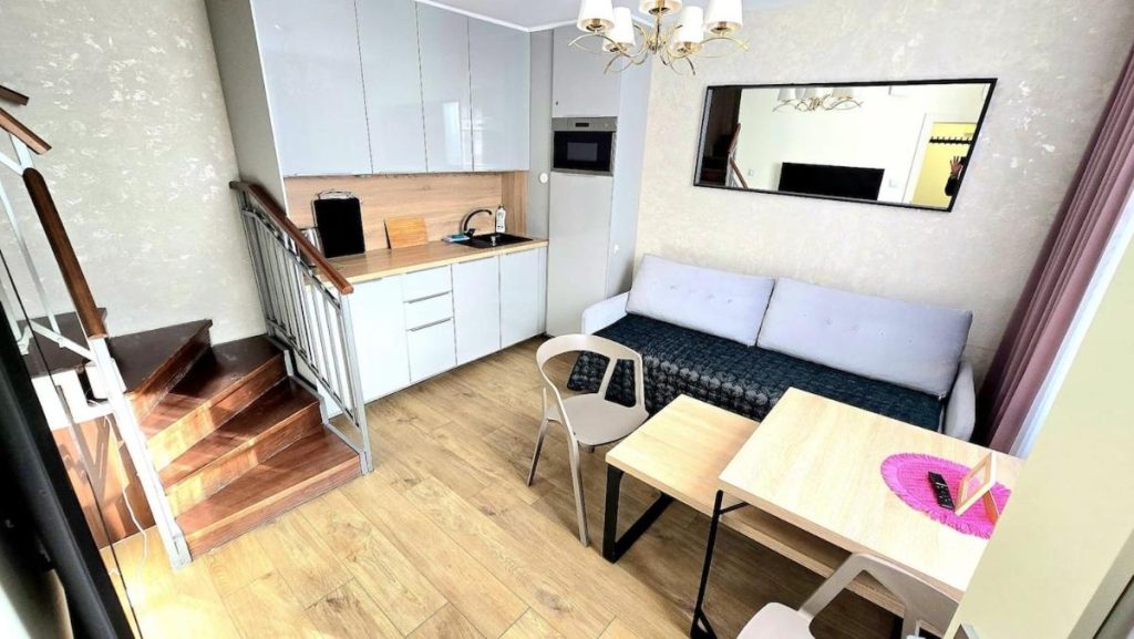 Neptune Double-Decker Apartment