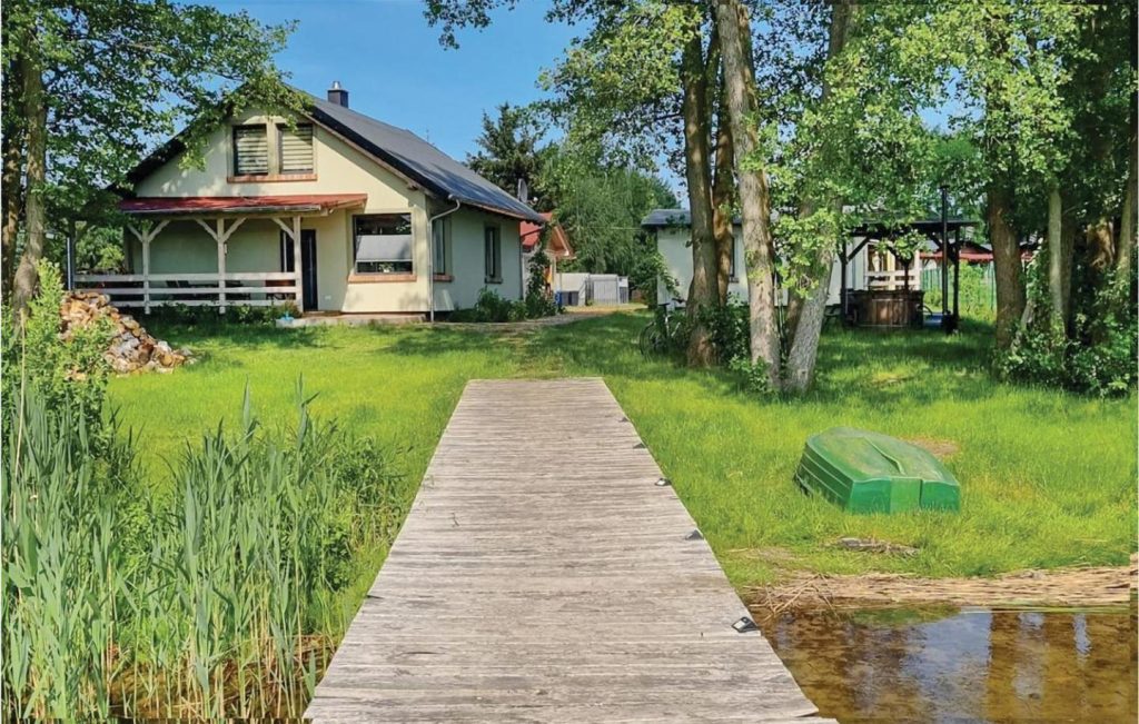 Nice Home In Wilcze With Wifi