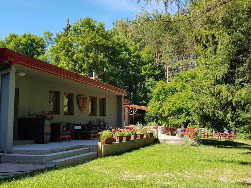 Pokoje Gościnne „Szkoła”