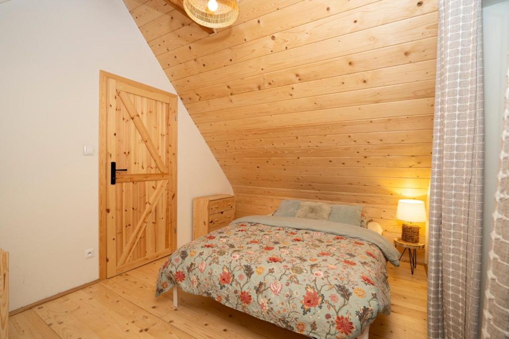 Poleskie zacisze, domek czapla na wyłączność, kominek, balia,sauna