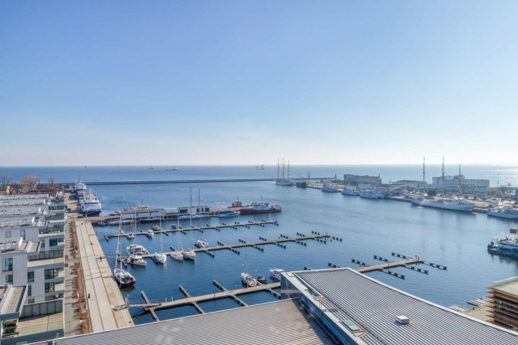 SEA TOWERS Nowoczesne Apartamenty w Gdyni z Pięknym Widokiem i Parkingiem by Noclegi Renters