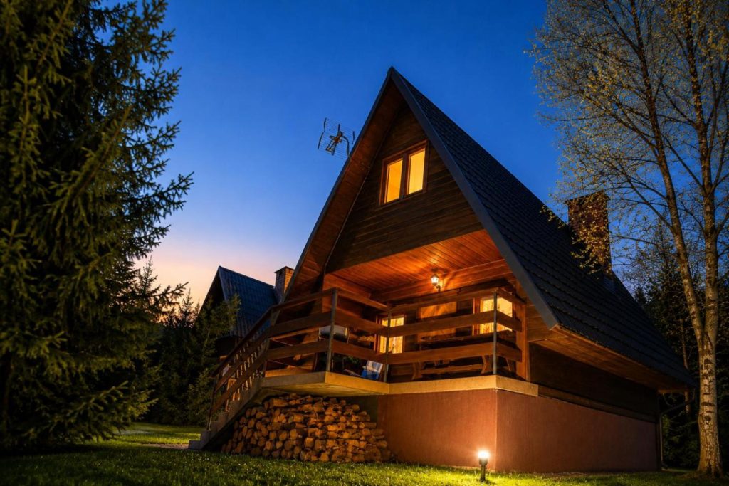 Siedlisko Harenda Bieszczady Domki z sauną i jakuzzi