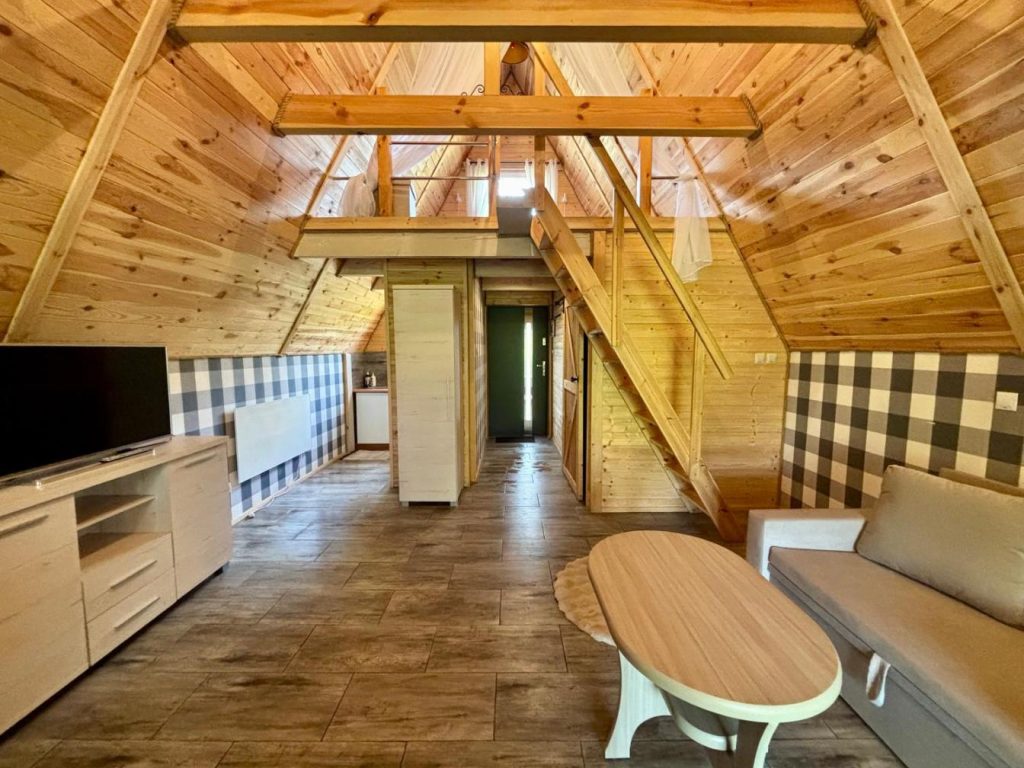 Sosnowy Zakątek – Sauna & Balia