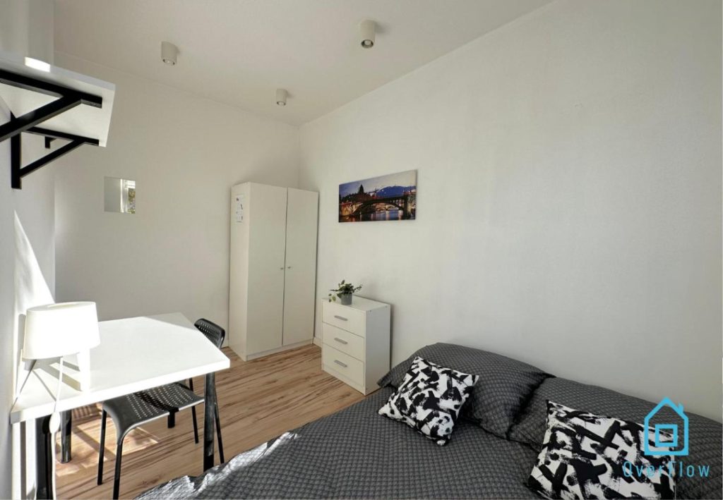 stary manhattan room