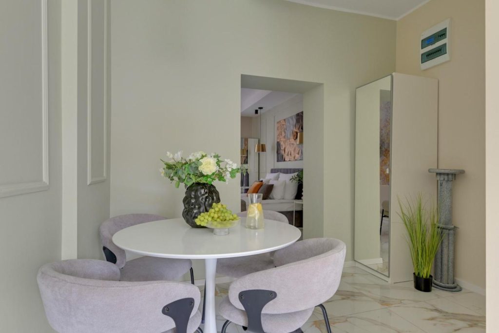 Sukiennicza Family Suite near WWII Museum by Downtown Apartments