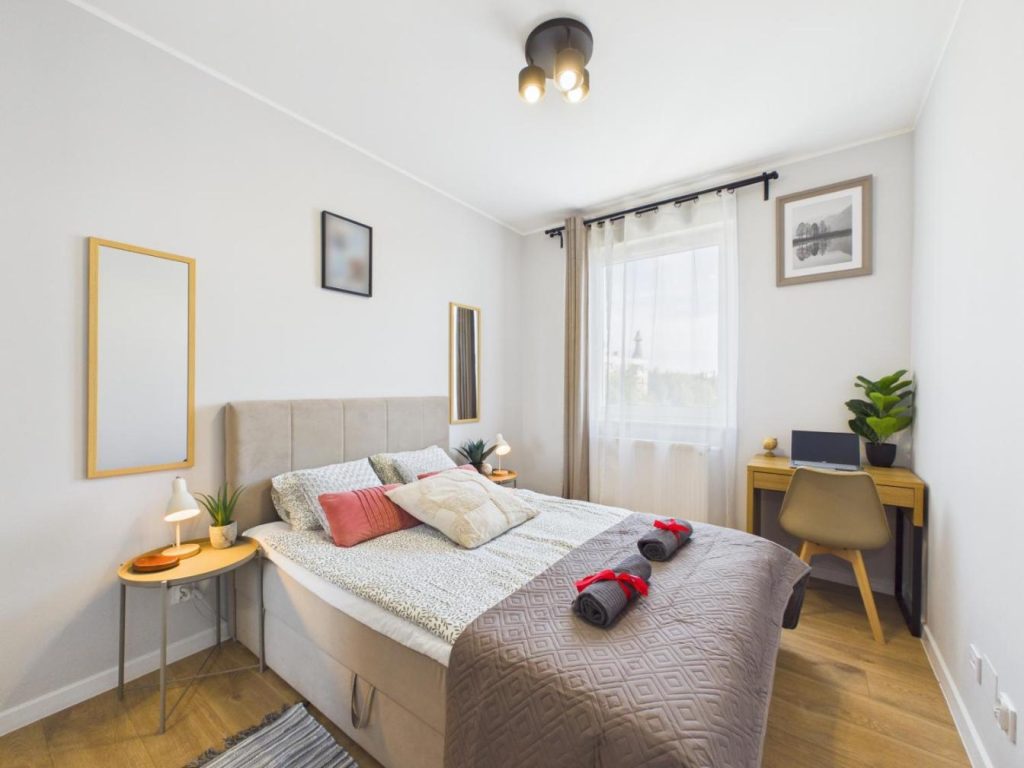 SuperApart Prymasa 1000-lecia 6a, Hidden Gem – Ideal for Relaxation & Escapes