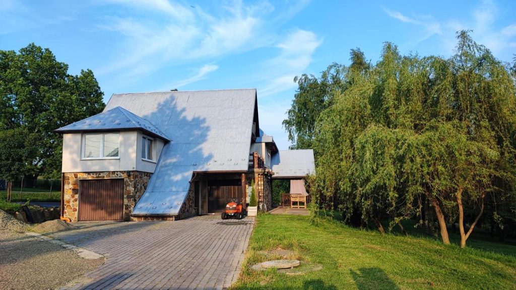 Top House