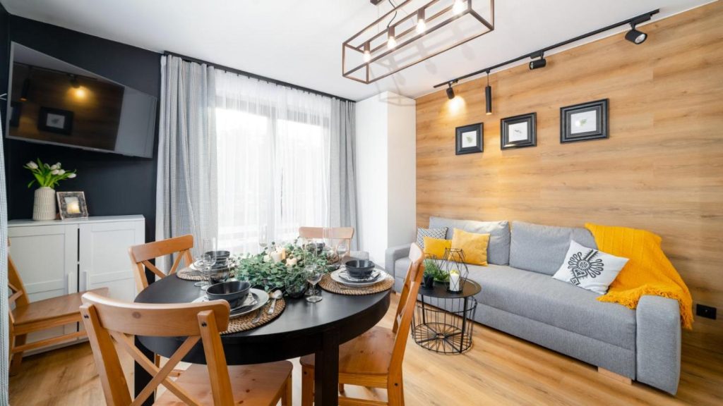 VacationClub – Komuny Paryskiej 30 Apartament 3
