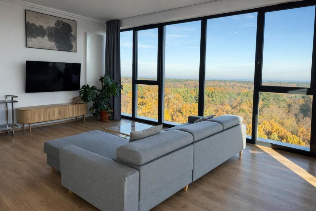 Widok – Klima – WiFi – Netflix – Sauna – Darmowy parking – Siłownia – Obok plaży – Mieszkanie z widokiem na morze 6 osób