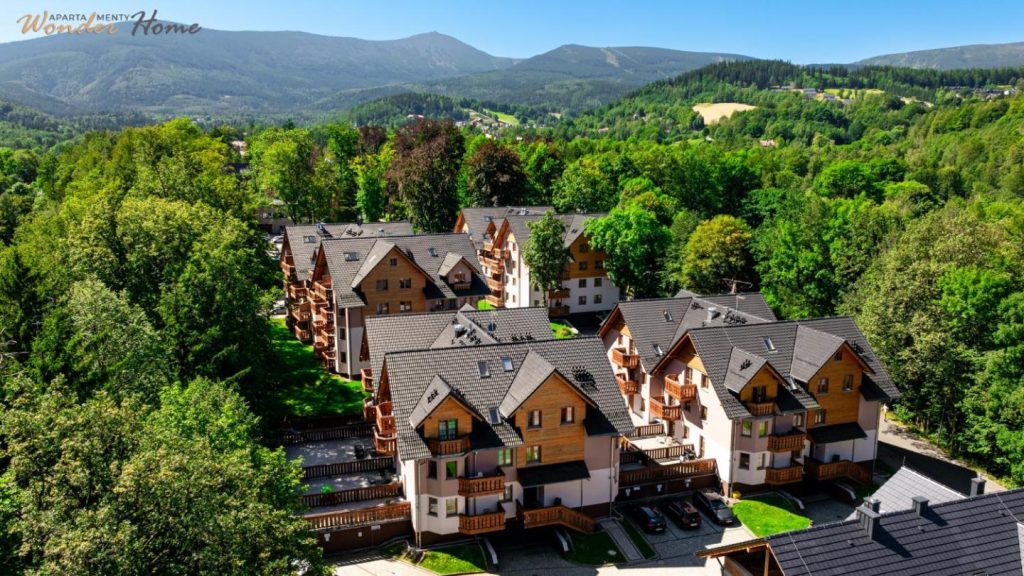 Wonder Home – Apartamenty z balkonami Leśny Dom II – w cichej i zielonej części Karpacza
