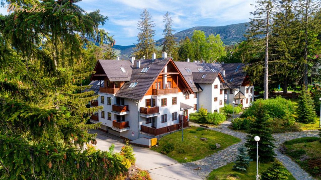 Wonder Home – Pod Świerkiem – z balkonem, blisko centrum