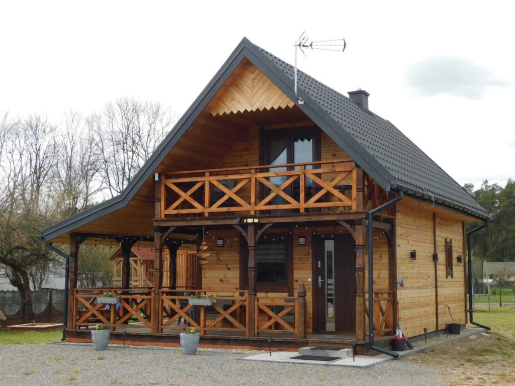 Zielone Rykowisko – Myśliwski domek całoroczny